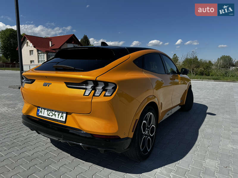 Позашляховик / Кросовер Ford Mustang Mach-E 2022 в Богородчанах