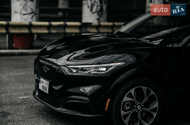 Внедорожник / Кроссовер Ford Mustang Mach-E 2020 в 