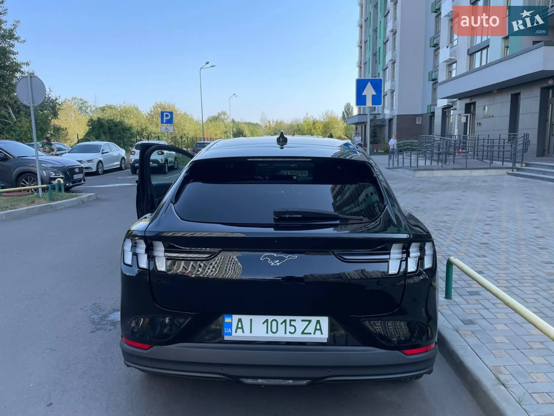 2021 Ford Mustang Mach-E - мініатюра 3