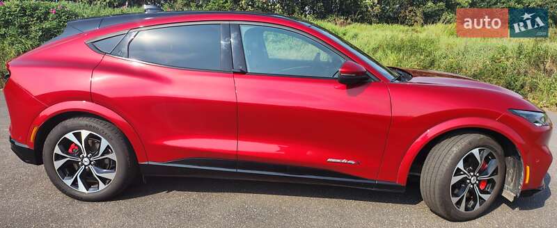 Позашляховик / Кросовер Ford Mustang Mach-E 2021 в Львові