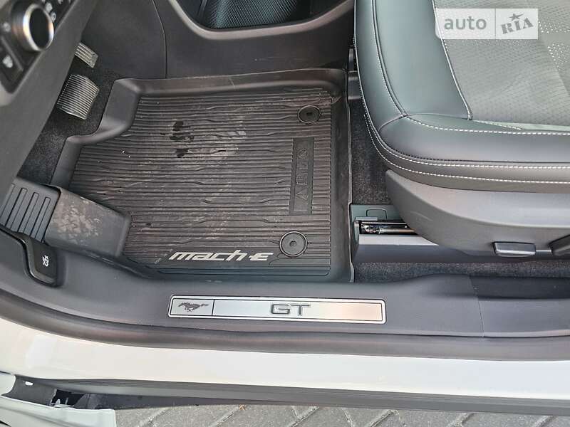 Внедорожник / Кроссовер Ford Mustang Mach-E 2023 в Виннице
