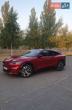 Внедорожник / Кроссовер Ford Mustang Mach-E 2022 в 