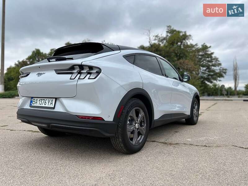 Внедорожник / Кроссовер Ford Mustang Mach-E 2023 в Киеве