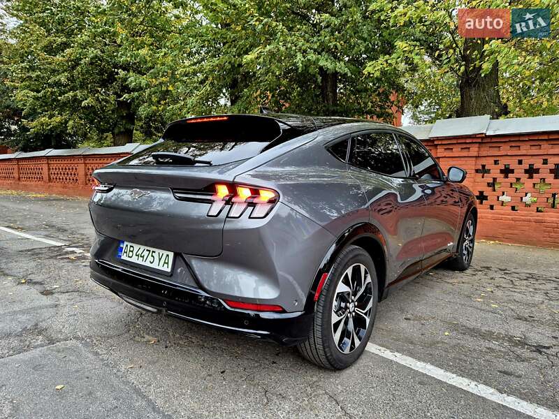 Позашляховик / Кросовер Ford Mustang Mach-E 2022 в Вінниці