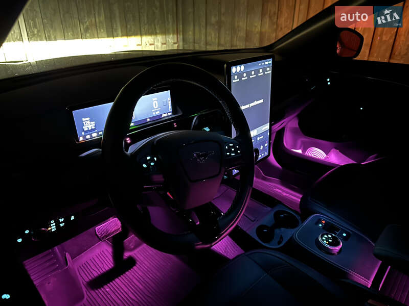 Позашляховик / Кросовер Ford Mustang Mach-E 2022 в Івано-Франківську