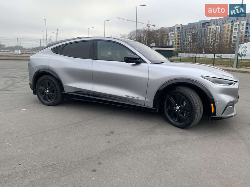 Внедорожник / Кроссовер Ford Mustang Mach-E 2021 в Львове