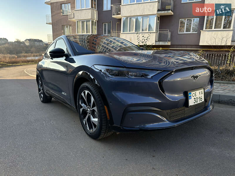Внедорожник / Кроссовер Ford Mustang Mach-E 2021 в 