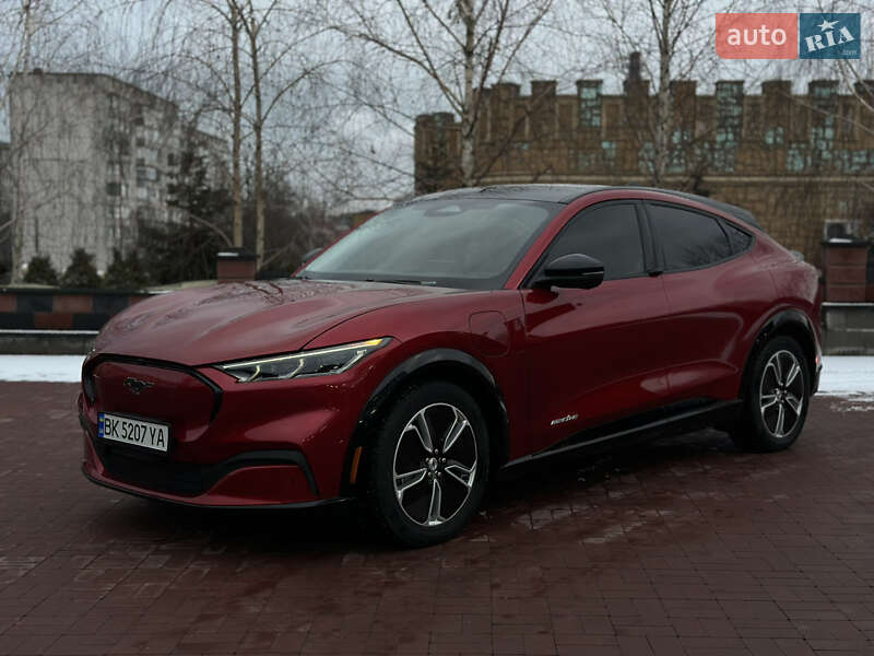 Позашляховик / Кросовер Ford Mustang Mach-E 2023 в Рівному