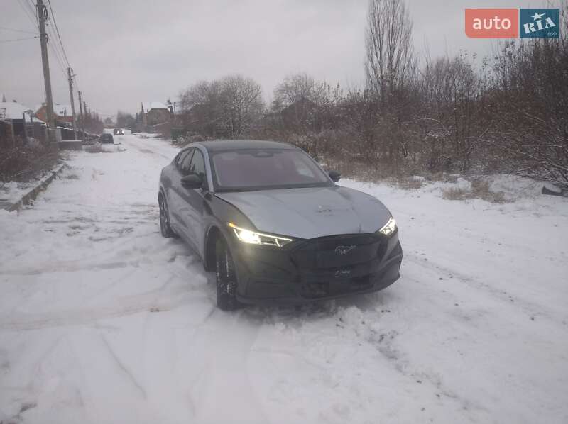 Внедорожник / Кроссовер Ford Mustang Mach-E 2022 в Киеве