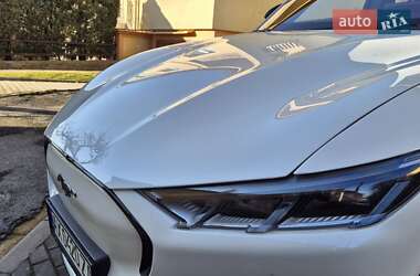 Позашляховик / Кросовер Ford Mustang Mach-E 2021 в 