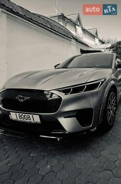 Внедорожник / Кроссовер Ford Mustang Mach-E 2021 в 