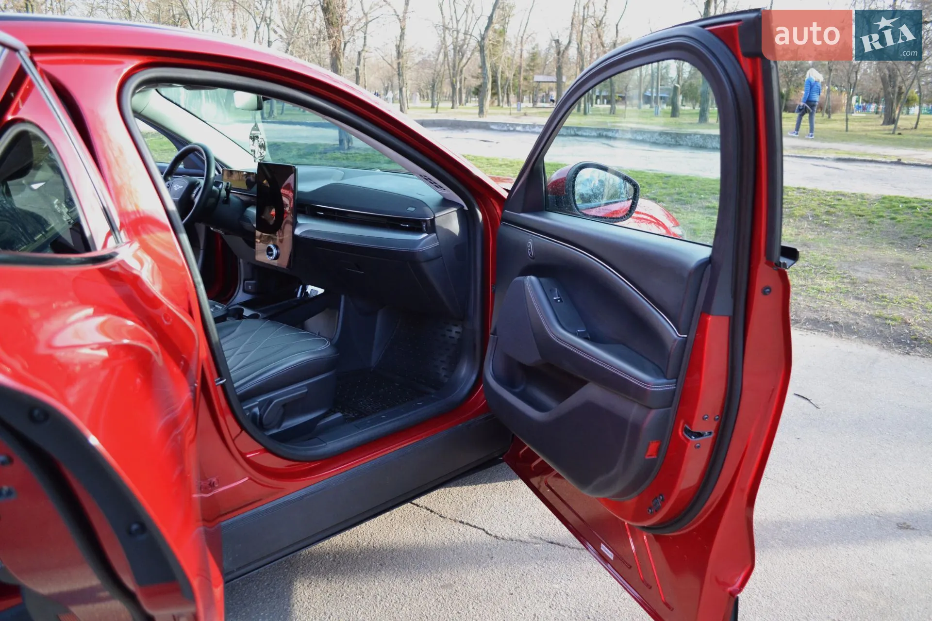 2021 Ford Mustang Mach-E - мініатюра 30