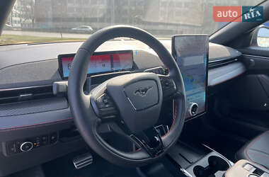 Внедорожник / Кроссовер Ford Mustang Mach-E 2023 в 