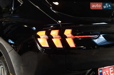Внедорожник / Кроссовер Ford Mustang Mach-E 2021 в 