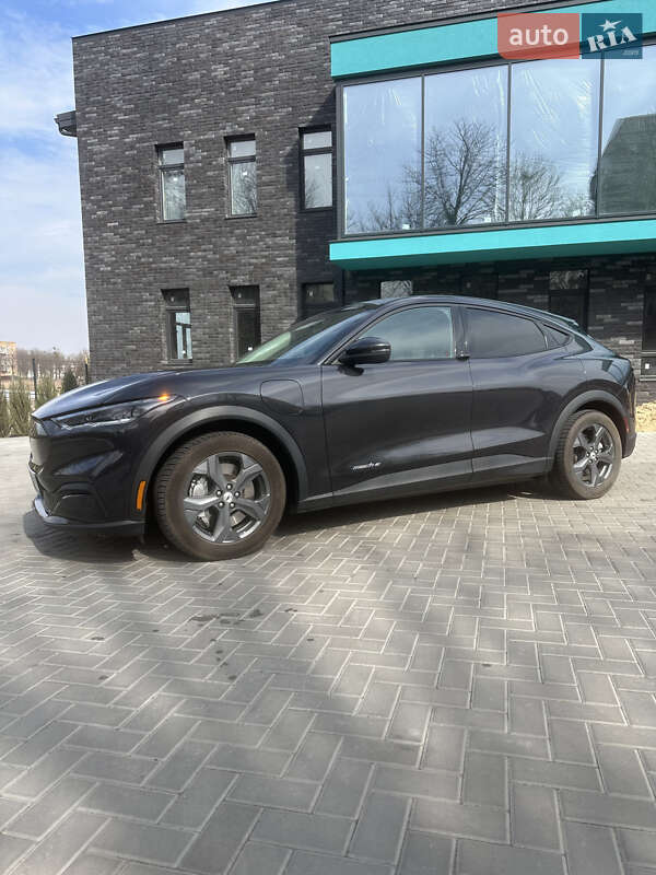 Позашляховик / Кросовер Ford Mustang Mach-E 2021 в Рівному