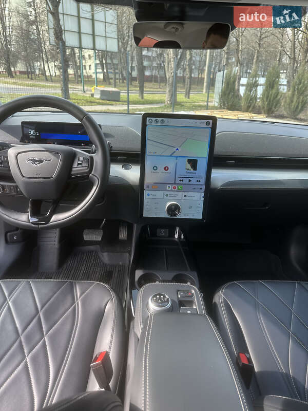 Позашляховик / Кросовер Ford Mustang Mach-E 2021 в Рівному