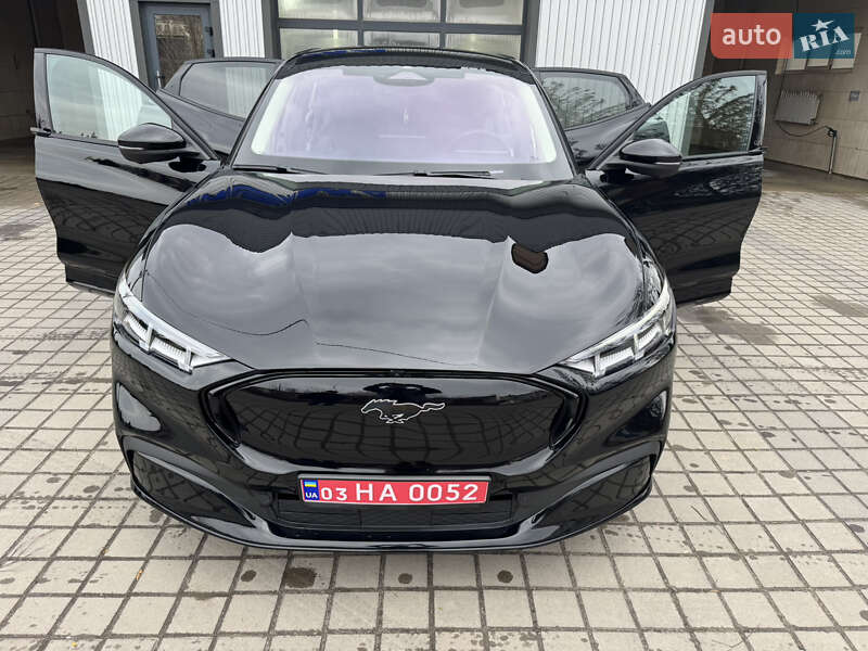 Позашляховик / Кросовер Ford Mustang Mach-E 2022 в Сарнах