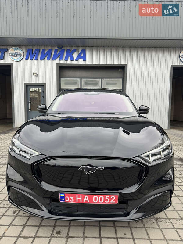 Позашляховик / Кросовер Ford Mustang Mach-E 2022 в Сарнах