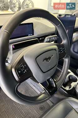 Внедорожник / Кроссовер Ford Mustang Mach-E 2022 в 