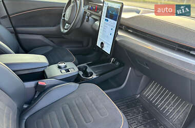 Внедорожник / Кроссовер Ford Mustang Mach-E 2023 в 