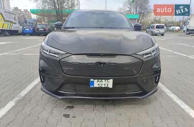 Внедорожник / Кроссовер Ford Mustang Mach-E 2021 в 