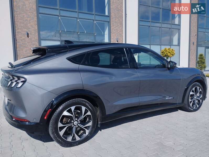 Позашляховик / Кросовер Ford Mustang Mach-E 2021 в Тернополі