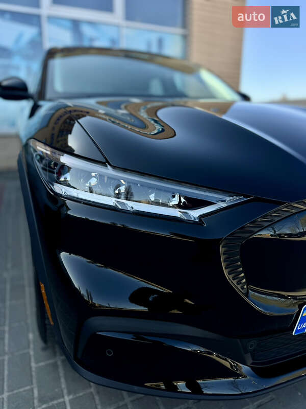Позашляховик / Кросовер Ford Mustang Mach-E 2021 в Житомирі
