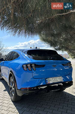 Внедорожник / Кроссовер Ford Mustang Mach-E 2022 в 