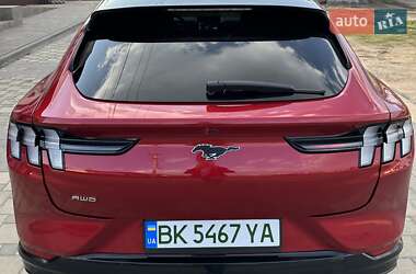 Внедорожник / Кроссовер Ford Mustang Mach-E 2021 в 