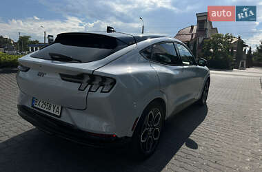 Внедорожник / Кроссовер Ford Mustang Mach-E 2022 в 