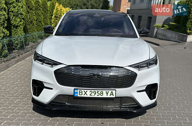 Внедорожник / Кроссовер Ford Mustang Mach-E 2022 в 