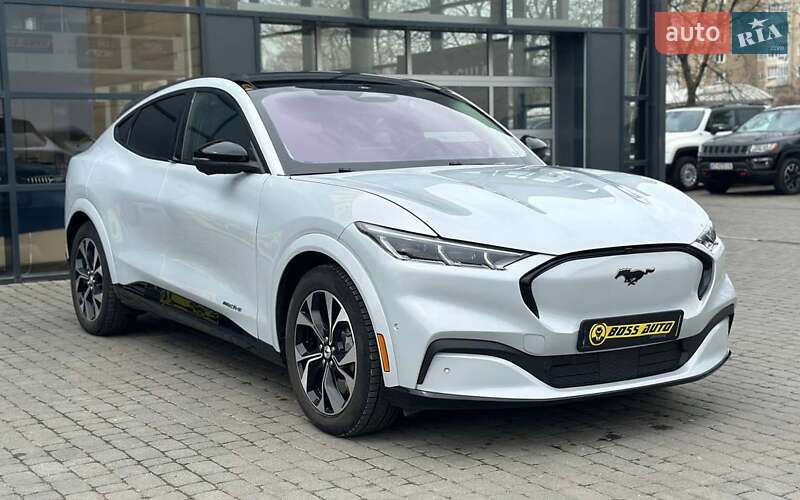 Внедорожник / Кроссовер Ford Mustang Mach-E 2021 в 