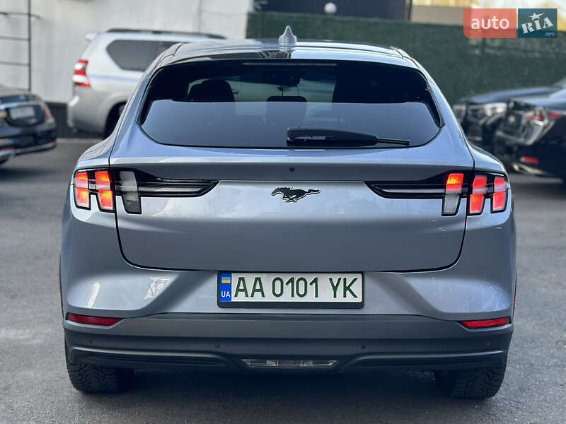 Позашляховик / Кросовер Ford Mustang Mach-E 2022 в Києві