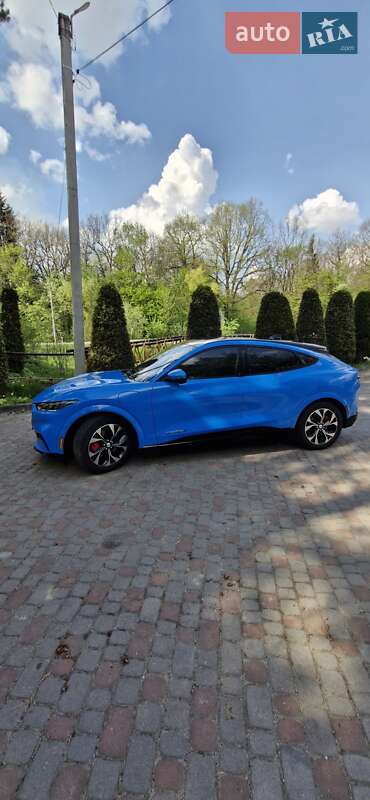 Ford Mustang Mach-E 2021