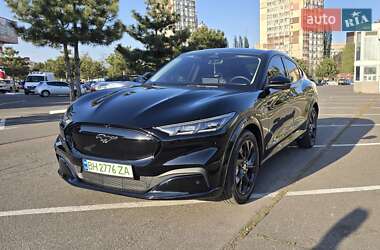Внедорожник / Кроссовер Ford Mustang Mach-E 2021 в 