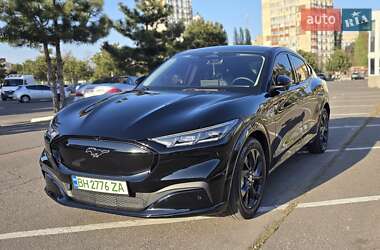Внедорожник / Кроссовер Ford Mustang Mach-E 2021 в 