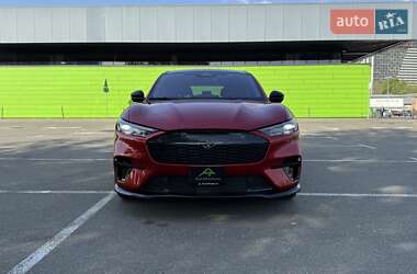 Внедорожник / Кроссовер Ford Mustang Mach-E 2022 в 