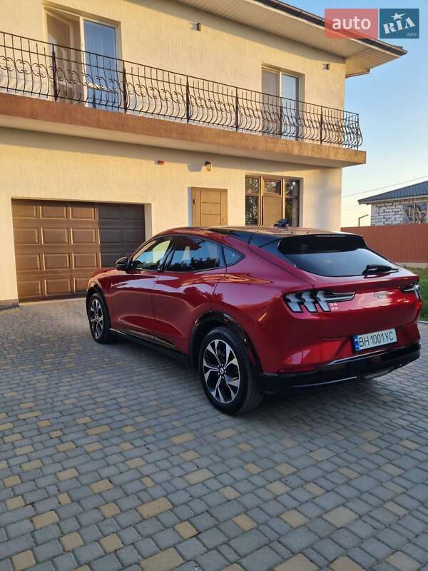 Позашляховик / Кросовер Ford Mustang Mach-E 2022 в Чорноморську