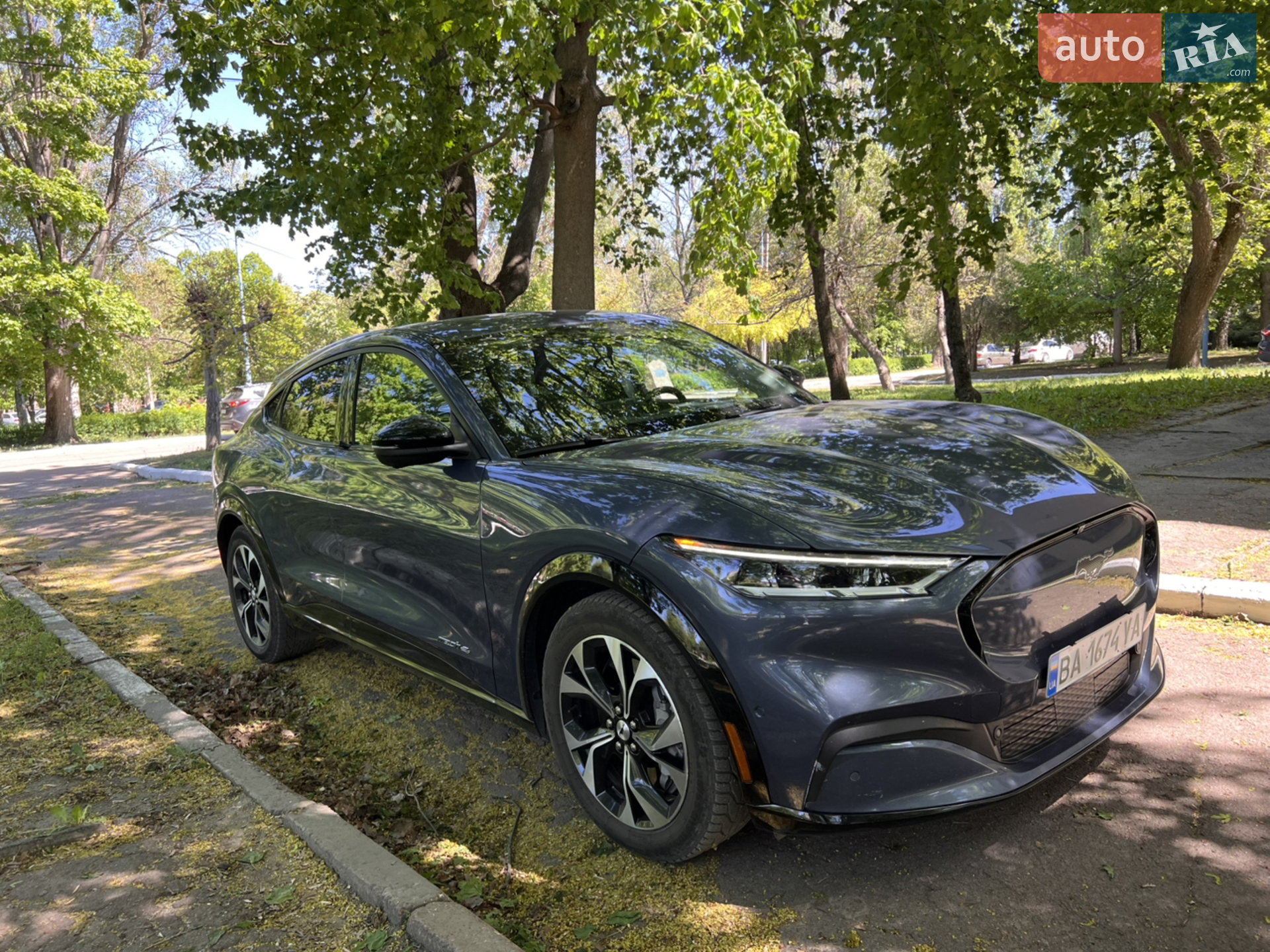 2021 Ford Mustang Mach-E - мініатюра 4