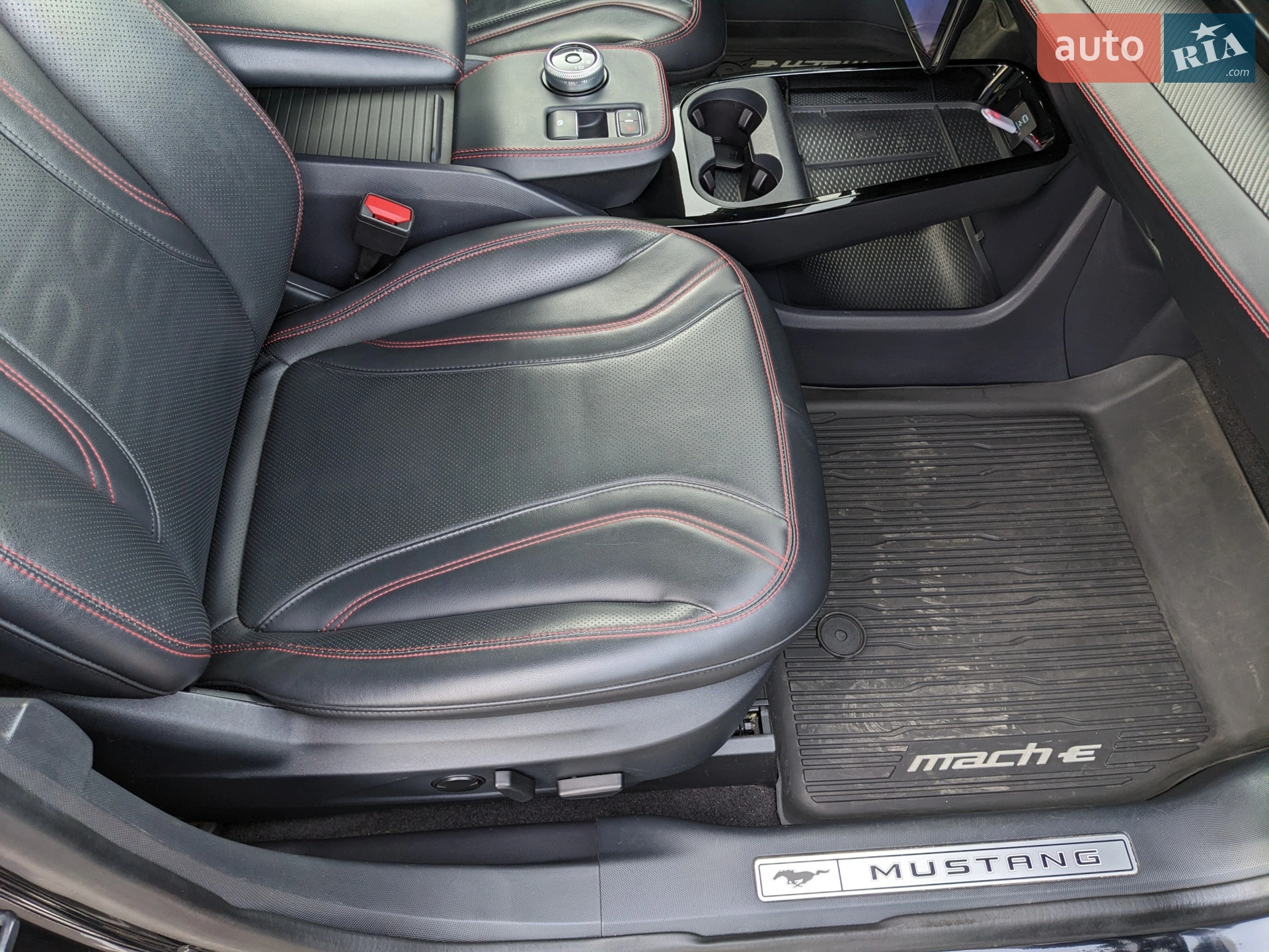 2021 Ford Mustang Mach-E - мініатюра 29