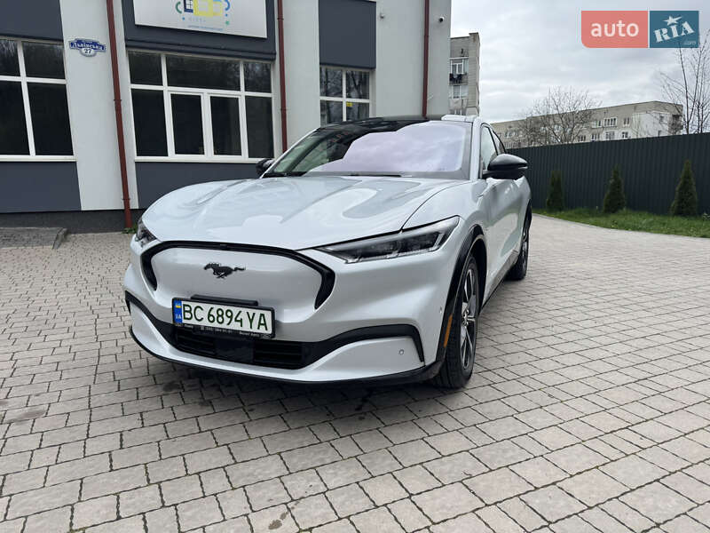 Внедорожник / Кроссовер Ford Mustang Mach-E 2021 в 