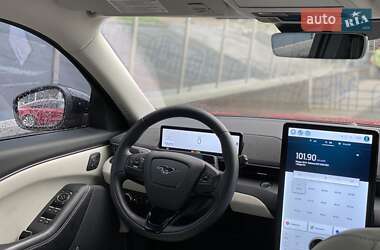 Внедорожник / Кроссовер Ford Mustang Mach-E 2021 в 