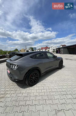 Внедорожник / Кроссовер Ford Mustang Mach-E 2021 в 
