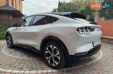 Позашляховик / Кросовер Ford Mustang Mach-E 2023 в 