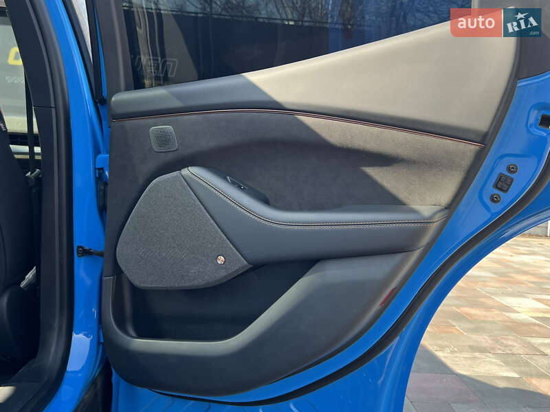 Внедорожник / Кроссовер Ford Mustang Mach-E 2022 в Киеве