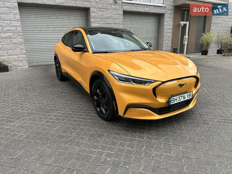 Внедорожник / Кроссовер Ford Mustang Mach-E 2022 в 