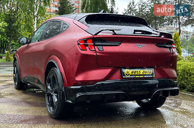 Внедорожник / Кроссовер Ford Mustang Mach-E 2021 в 