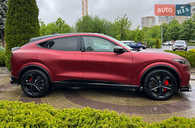 Внедорожник / Кроссовер Ford Mustang Mach-E 2021 в 