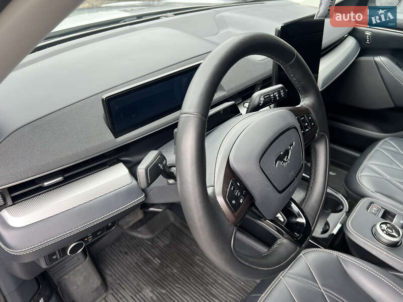 Позашляховик / Кросовер Ford Mustang Mach-E 2021 в Луцьку