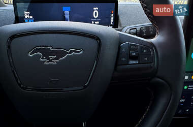 Внедорожник / Кроссовер Ford Mustang Mach-E 2022 в 
